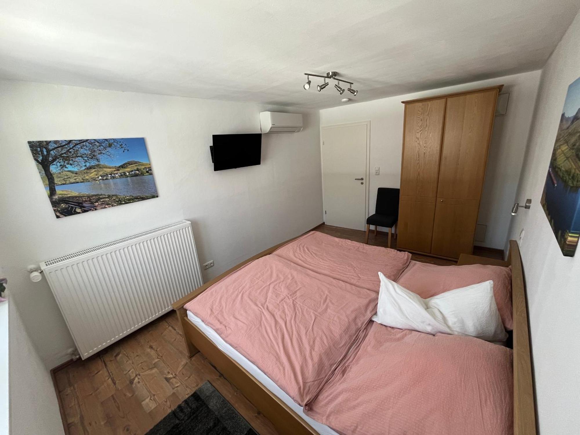 Ferienwohnungen Und Appartements - Haus Budinger Alf Eksteriør bilde