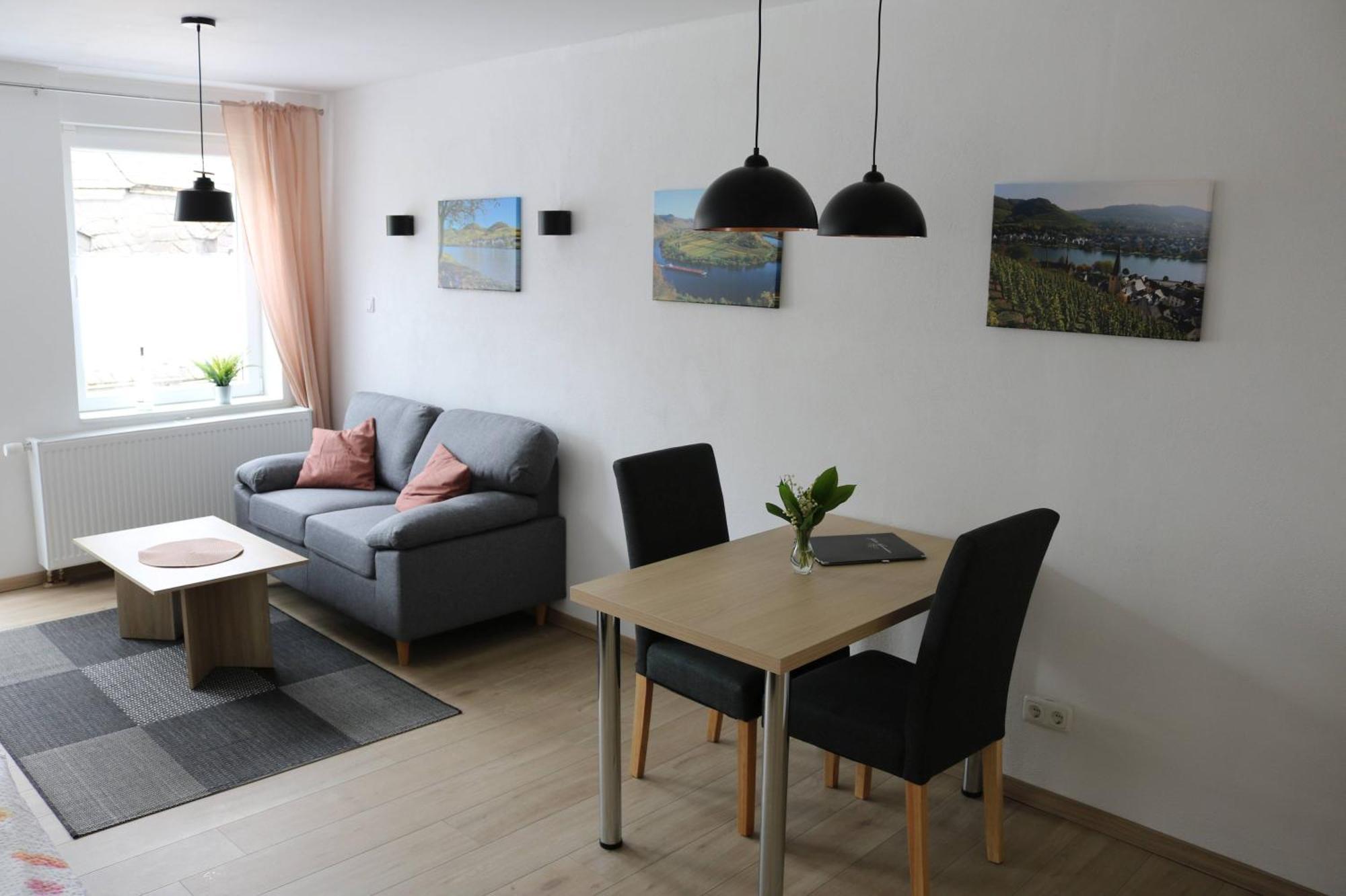 Ferienwohnungen Und Appartements - Haus Budinger Alf Eksteriør bilde